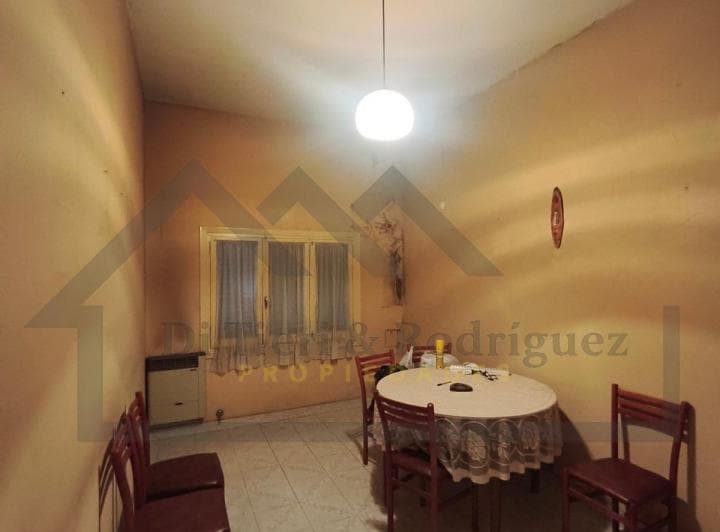Venta Casa Sobre Lote Propio Sobre La Calle Simbrom, en El Centro de Devoto - 3