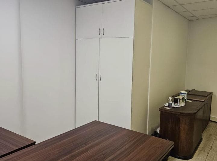 Venta - Oficina Avellaneda Centro - 4