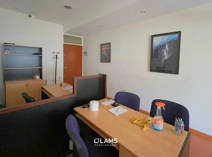 Luminosa Oficina en Venta - Zona Centro. - 5