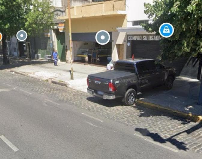 Amplio Local Vidriera Frente 7,5 X 13 - Sin Expensas - Av Alberdi 5000 - Posibilidad 2 Depósitos Aparte - 5