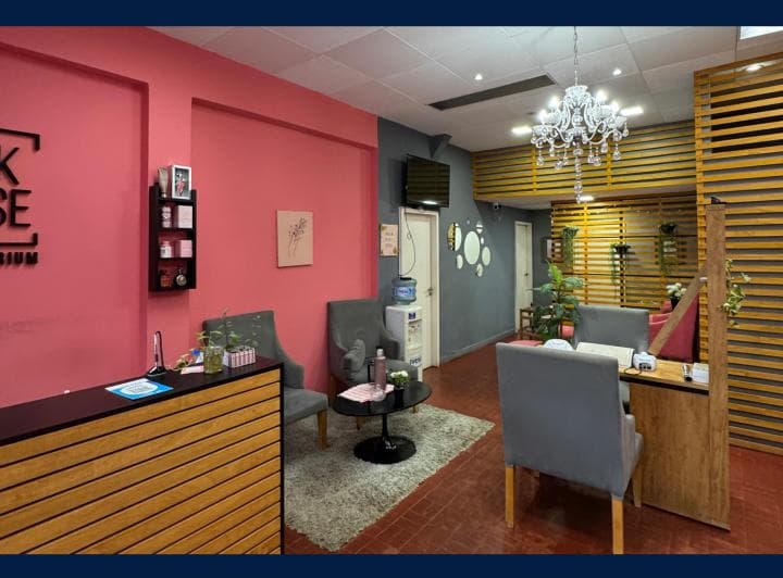Venta de Local Comercial de 72 m² en Pleno Centro de Posadas - 2
