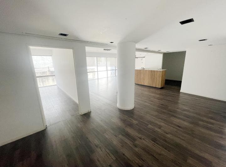 Alquiler - Libertad 1100 y Av Santa Fe - Oficina Comercial de Categoria · 130 m² - 2