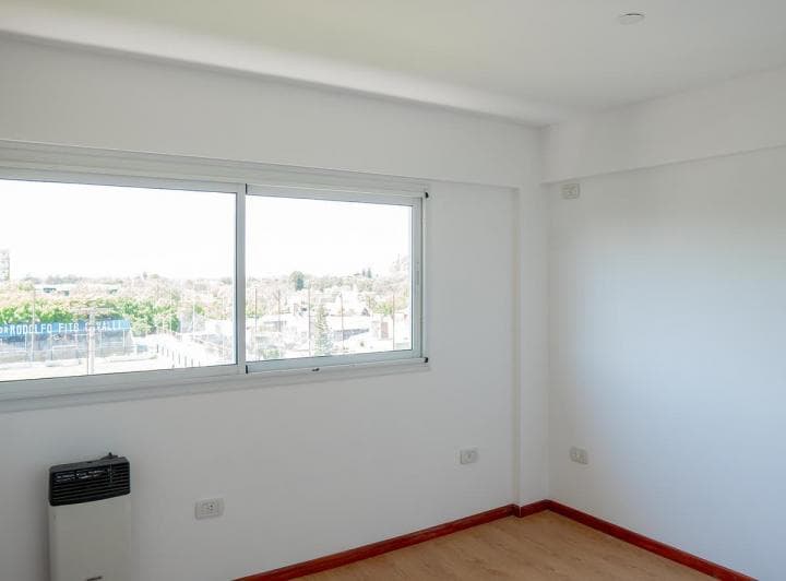 Departamento de 2 Dorm. en Barrio Arroyito - 5