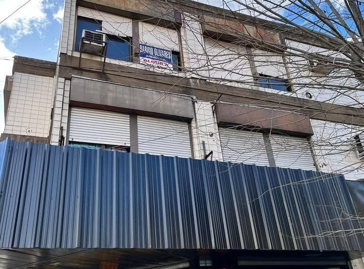 Oficina Frenta a Plaza San Justo - 3