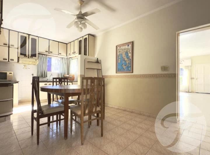 Gran Casa en Esquina con Terraza, Quincho y Vista Al Estadio – a m de Mitre - Apta Crédito - 5