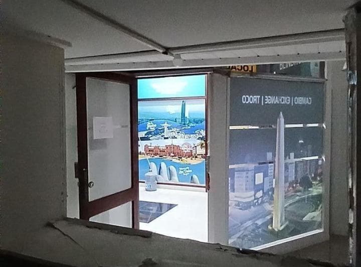 Venta Local C/entrepiso Zona Peatonal Floria - Galeria Center - 3