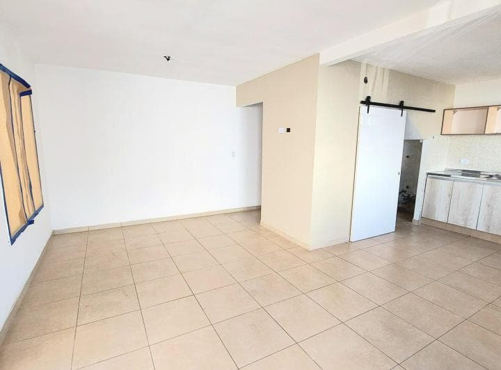 Duplex 3 Amb con Jardin y Cochera a Estrenar Castelar Norte - 2