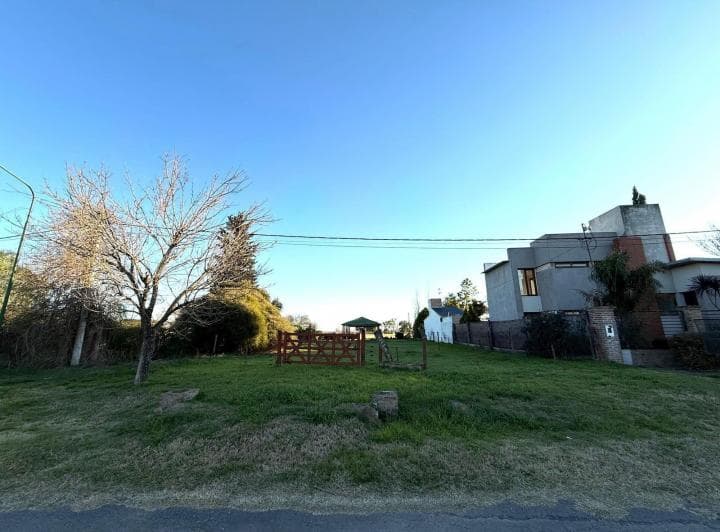 Terreno en Solares de Bella Italia - 4