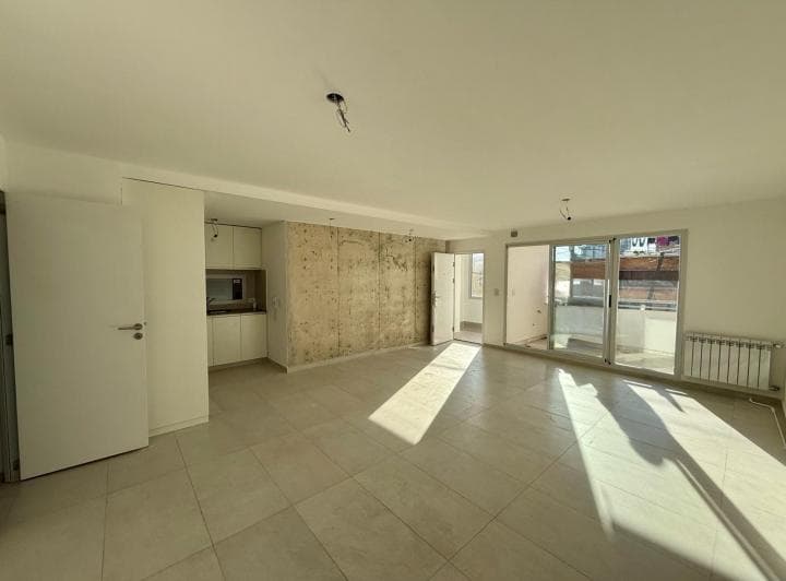 Departamento Venta, Dos Dorm., Tres Ambientes, Refinerias, Puerto Norte, Balcon, Parrillero - 2