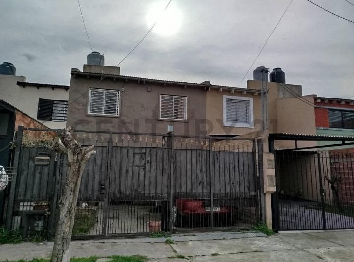 Casa Duplex en Venta. Berisso - 4