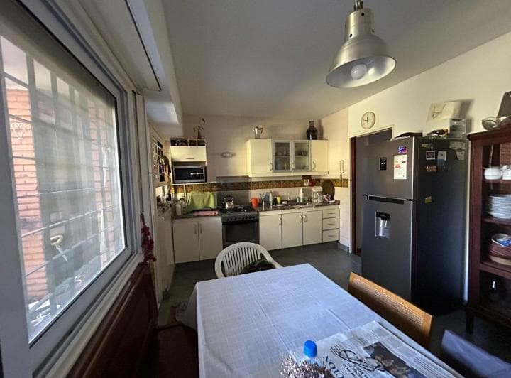 Amplio Duplex 5 Ambientes Jardin Cochera Florida! - 4