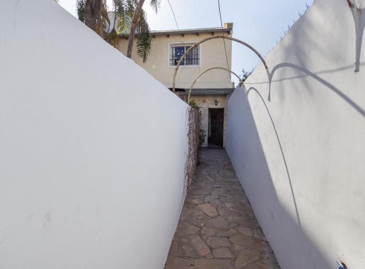 Casa 4 Dorm., Venta, Rosario - 3