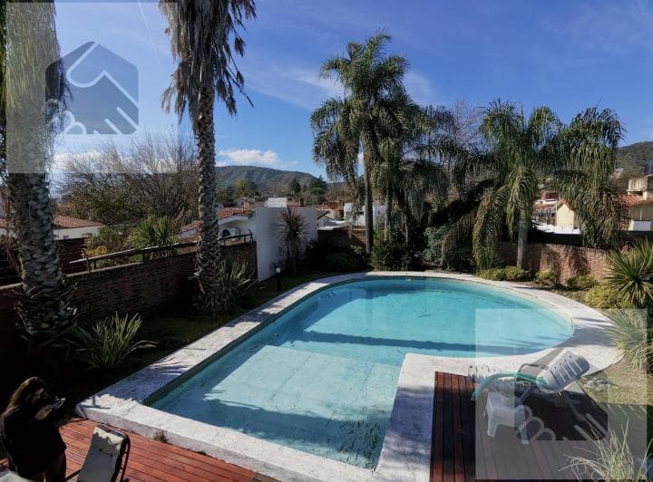 Casa en Venta en Barrio Miguel Muñoz con 4 Dorm. y Pileta. - 5