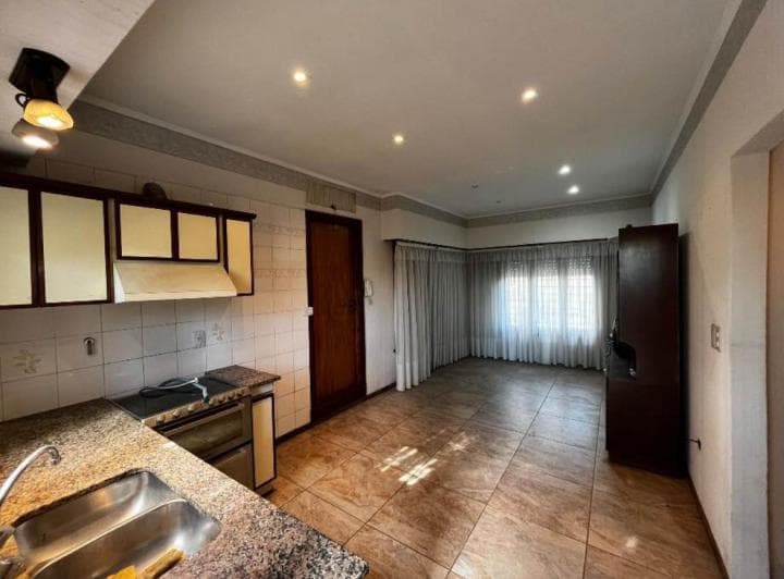 Venta PH en Planta Alta, Quilmes Oeste - 3
