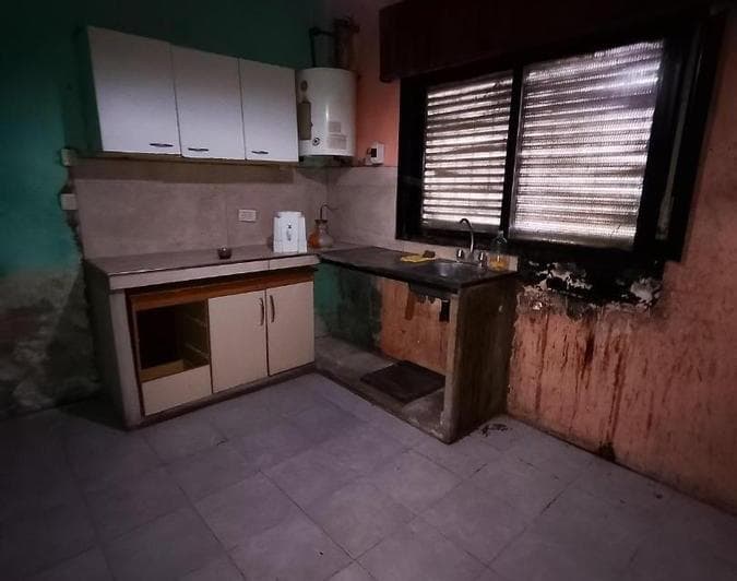 Terreno C/casa a Refaccionar Lote 10x30 Ituzaingó Norte - 4