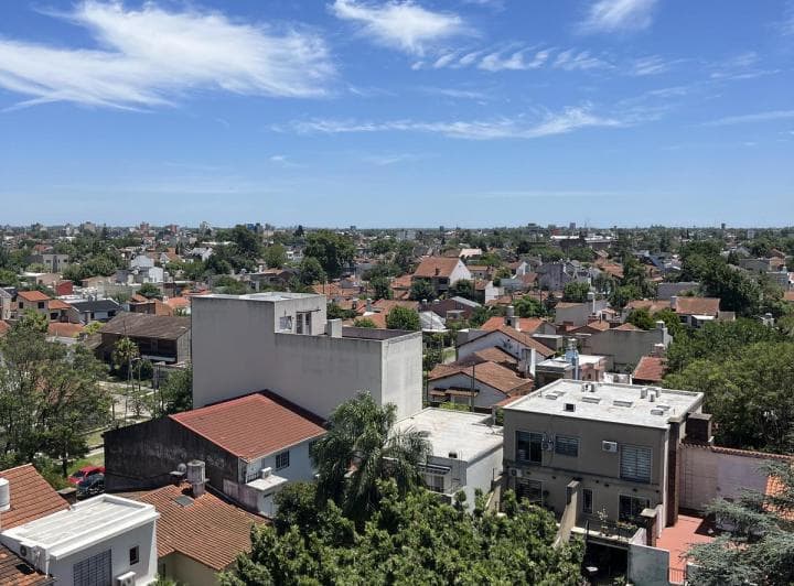 Departamento de Tres Ambientes en Venta, Haedo. - 2