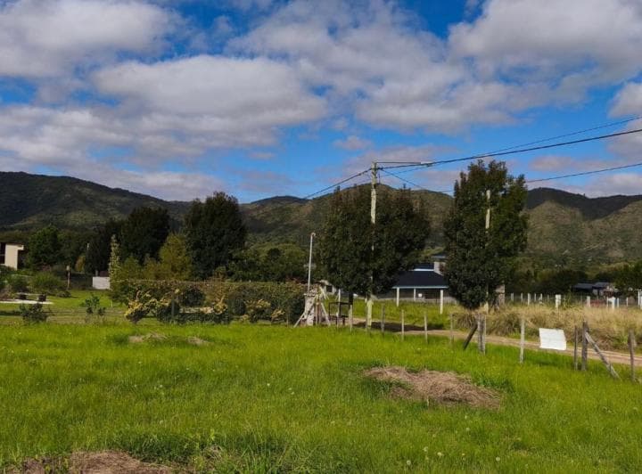 Lote en Villa General Belgrano con Excelentes Vistas a Las Sierras - 2