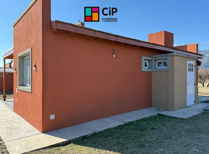 Casa con Piscina en Cortaderas - 3