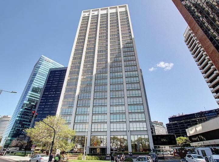 Oficina Desarrollada en 2 Plantas con Una Superficie Total de 1470 m², con 13 Cocheras y 9 Bauleras - 2