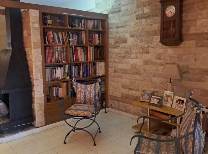 Se Vende Hermosa Casa en Barrio Maipu. - 5