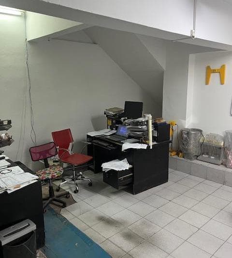 Deposito/local Alquiler /venta Venta Sarmiento 2900 (Once) - 4