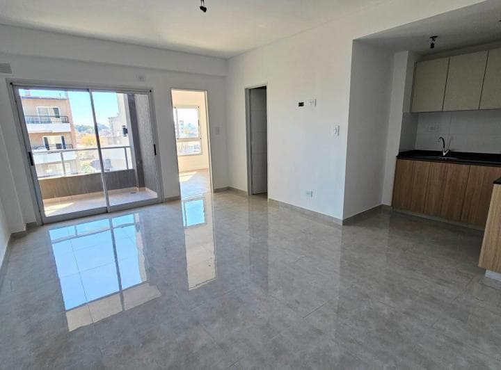Departamento 2 Amb Frente a Estrenar. Venta. Ciudadela - 2