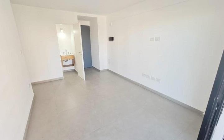 Nuevo Valor! Departamento 3 Ambientes con Cochera a Estrenar en Moron! - 3