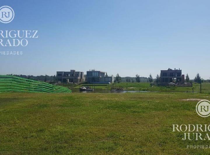 Lote Al Río en Venta El Naudir - 4