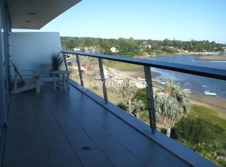 Apartamento en La Barra, 3 Suites - 4