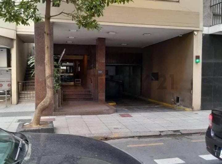 Cochera en Venta en Recoleta. - 4