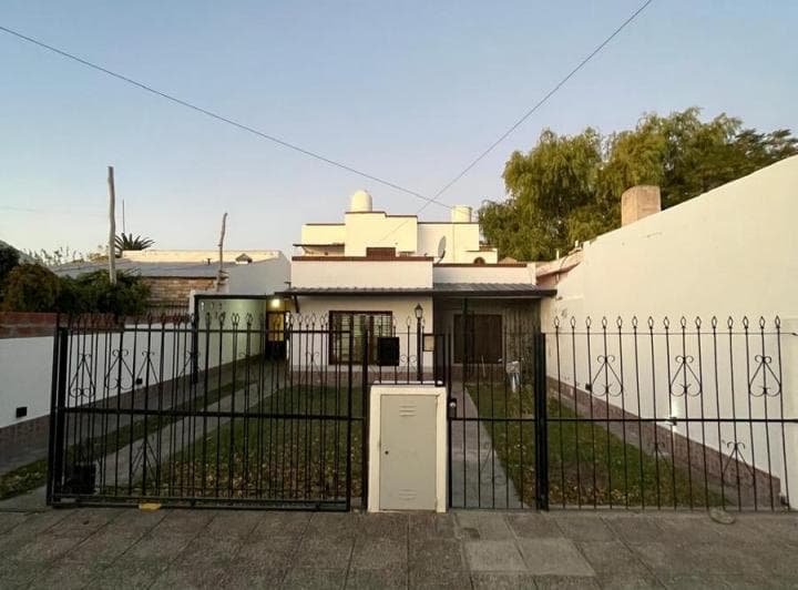 Casa en Venta en Barrio Belgrano Villa Regina - 2