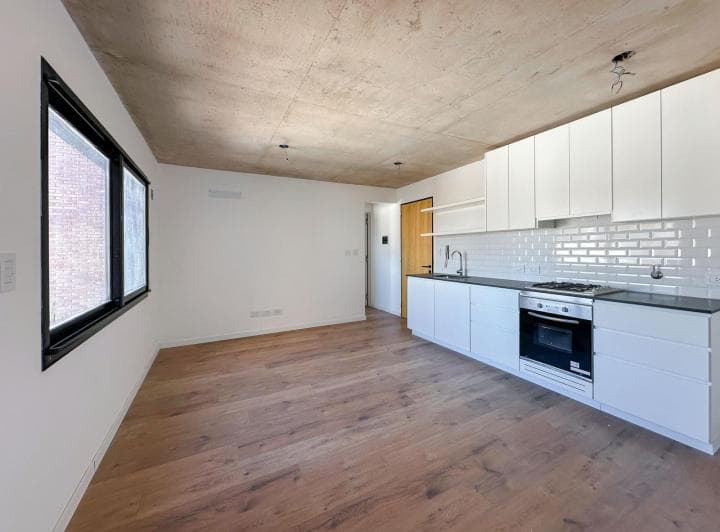 Departamento de Diseño con 1 Dormitorio en Pichincha - 2