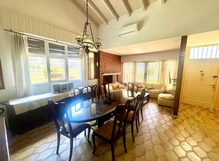 Chalet a 250 m de Estacion Castelar Sur - 2