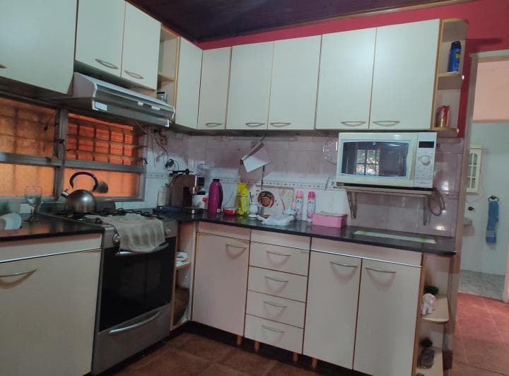 Venta, Casa de Dos Plantas, a 500 m. Aprox de Gral. Manuel Hornos, Fcio. Varela - 5