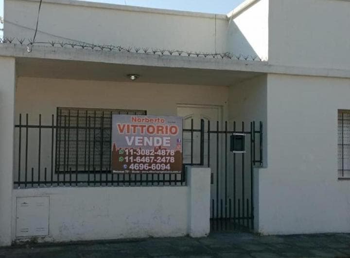 Venta Casa Americana 3 Ambientes Moron Sur - 2
