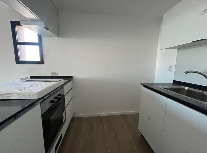 Venta: Departamento a Estrenar de Dos Dorm. y Balcón en Abasto, Rosario - 5