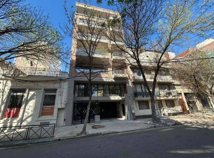 Venta: Departamento a Estrenar de Dos Dorm. y Balcón en Abasto, Rosario - 2