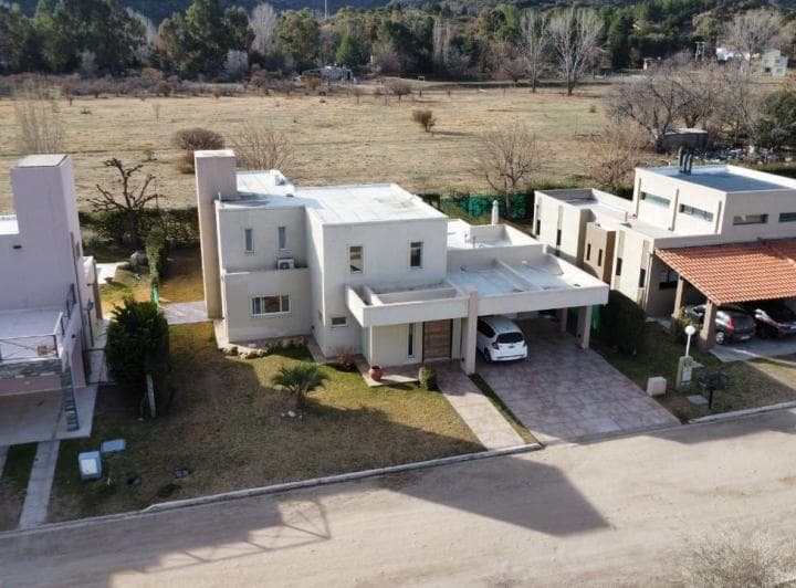 Venta Casa 3 Dorm.. B° Villa Antonio Juana Koslay - 5