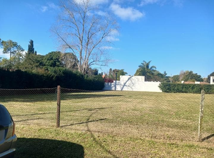 Se Vende Lote - Terreno 20x50 en Calle 415 Entre 23 y 24| Villa Elisa - 5