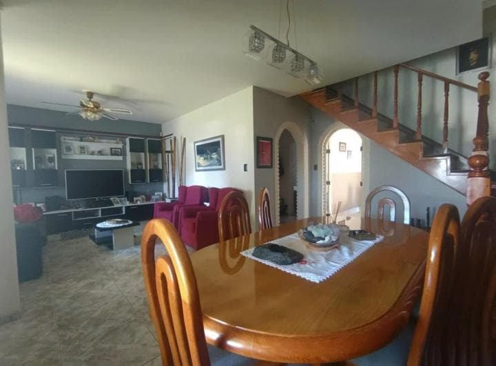 Venta Casa 5 Ambientes Ituzaingo Norte - 2