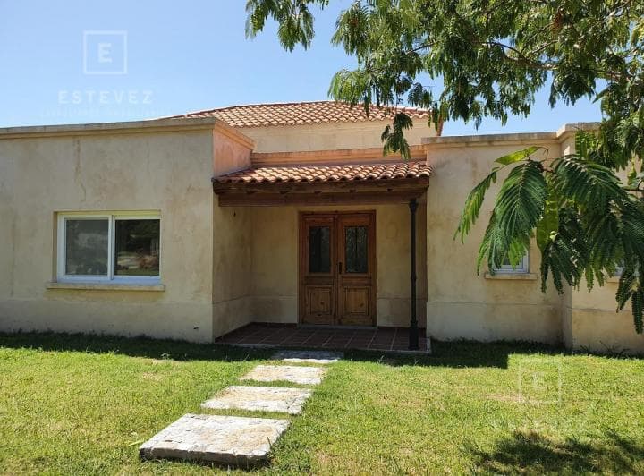 Casa de 4 Dorm. en Venta. Pileta - Barrio Cerrado, Escobar, Gba Norte - 4