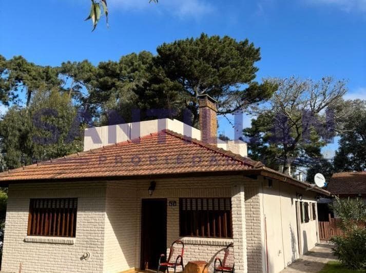 Chalet Tradicional en Venta en Valeria del Mar a m del Mar y de Carilo - 2