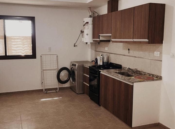 Apto Crédito! Departamento en Venta - 2 Dorm, 1 Baño y Cochera en Solares Urquiza - 3