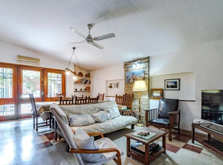Venta - Casa de 4 Dorm., Galería, Cochera, Parrilla, Jardín y Piscina - Fisherton, Rosario. - 3