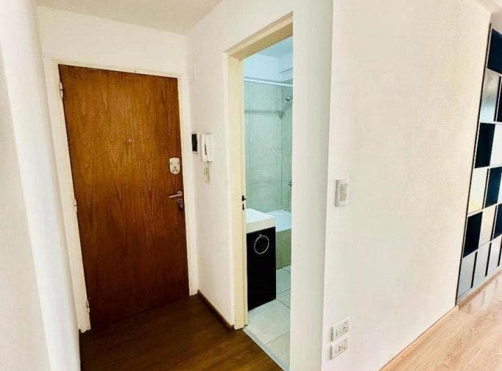 Departamento en Venta 1 Dormitorio con Patio Pichincha Rosario Santa Fe - 2