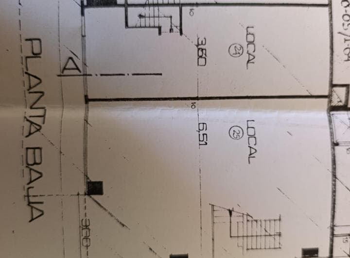 Alquiler 24 m Predio 800 m Microcentro con Galpones y Vivienda - 5