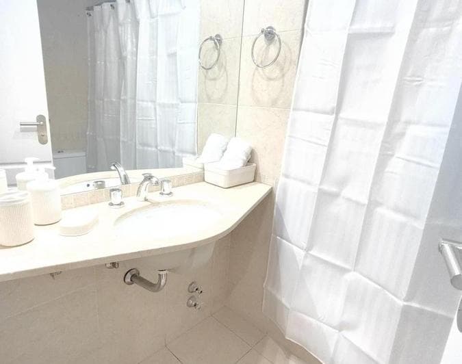 Mono con Balcon Amenities y Seguridad en Palermo Chico - 4