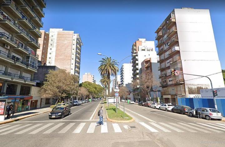 Venta / Permuta - Lote / Terreno Para Construcción Cercano a Facultad de Medicina - Rosario. - 2
