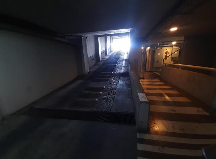 Cordoba Al 600 Venta Cochera Edificio Gloria Rosario - 5