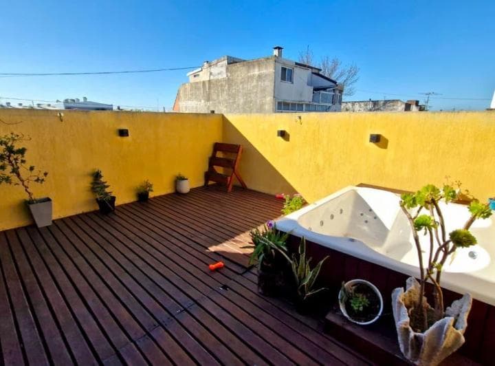Importante Casa - Venta en Bloque - 5